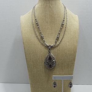 Necklace with matching Earrings